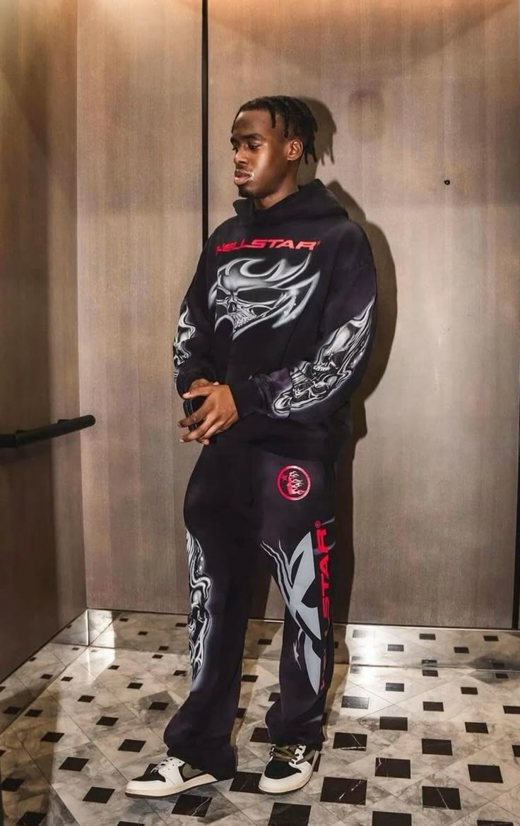 BLACK HS SKULL SWEATPANTS